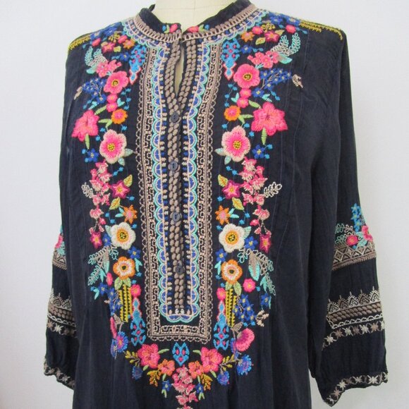 Wounded Navy Floral Embroidery Top Blouse Rayon Crinkle Bohemian - Picture 9 of 9